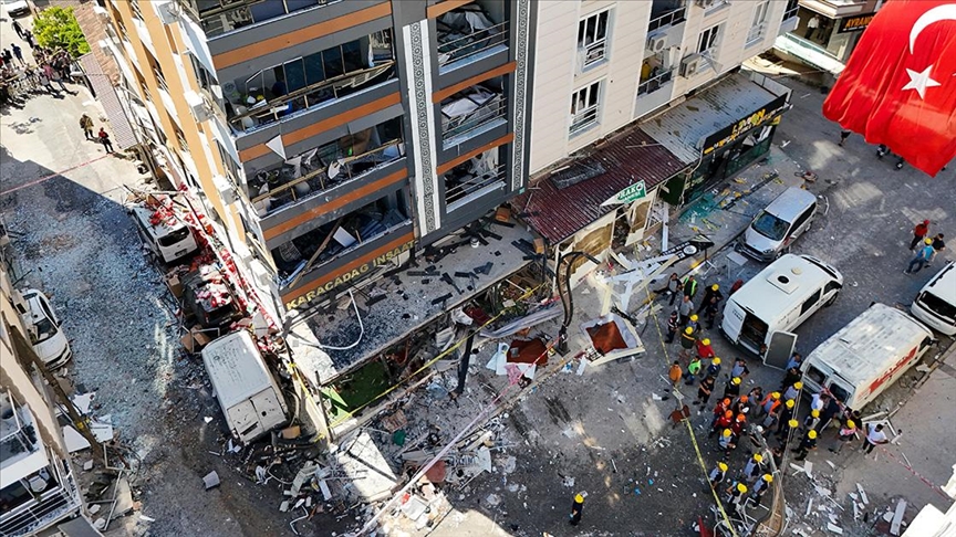 İzmir’de lokantada yaşanan patlamada ölü sayısı 5’e, yaralı sayısı 57’ye yükseldi